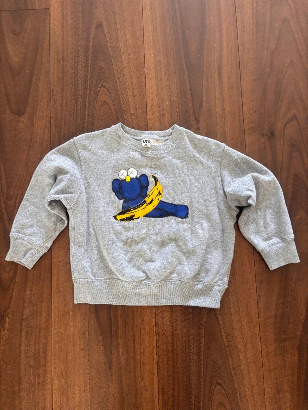 KAWS x WARHOL Kids Uniqlo Grey Sweatshirt with Monster & Banana - Size 5/6